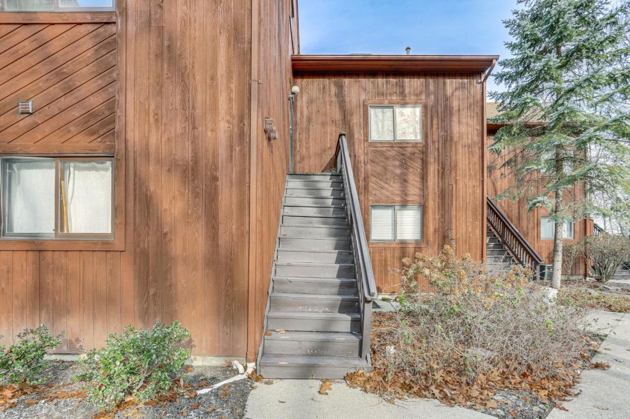 Vernon Township Condo With Balcony Near Ski Lifts! 外观 照片